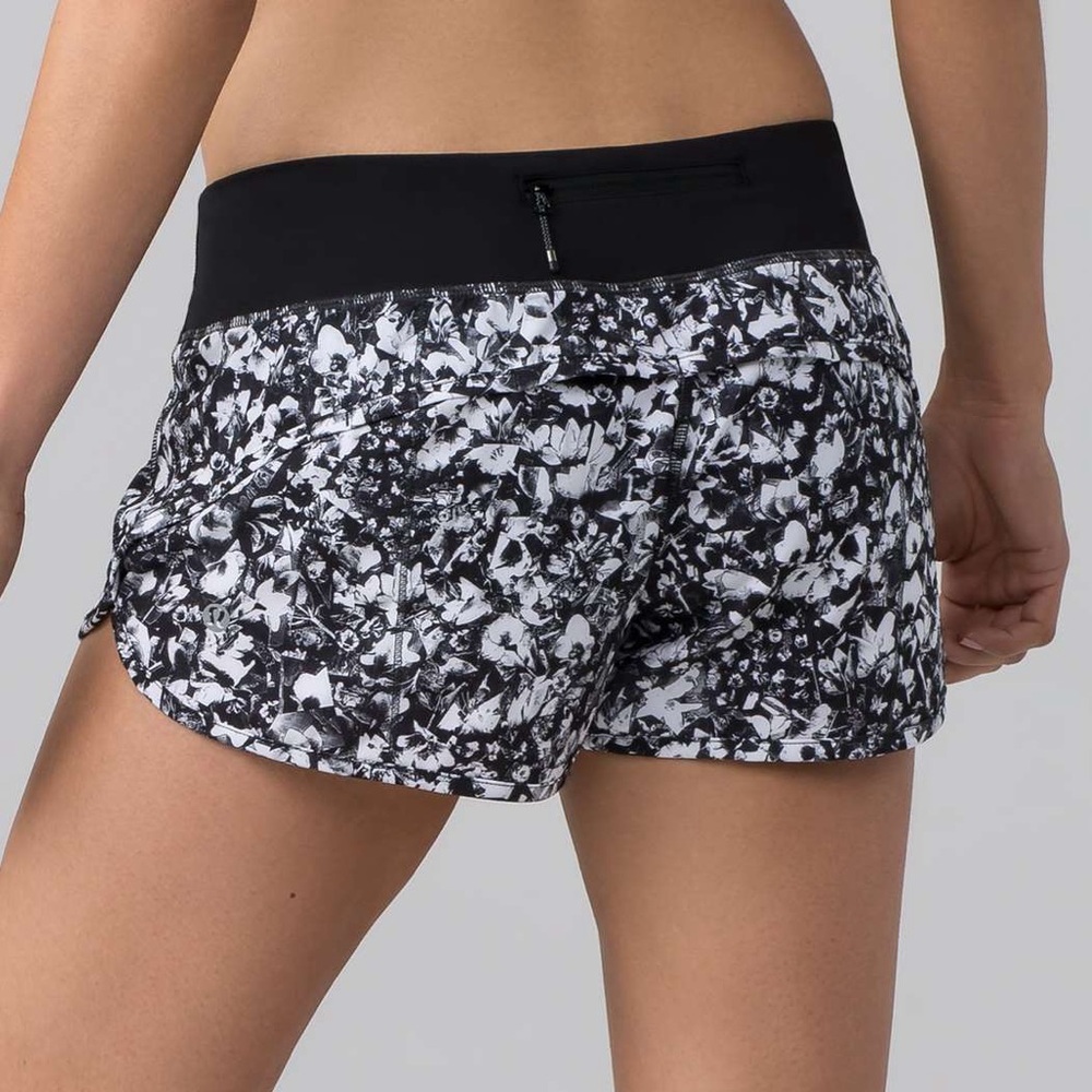 LuluLemon Speed Short 2.5”